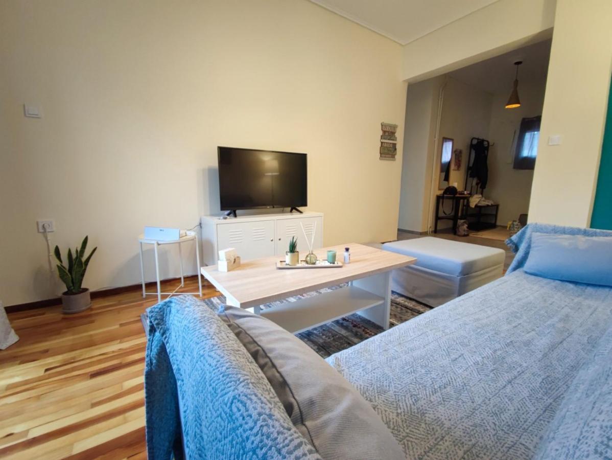 Wood & White Apartment In Historic Center With 2 Bedrooms Ioannina Bagian luar foto